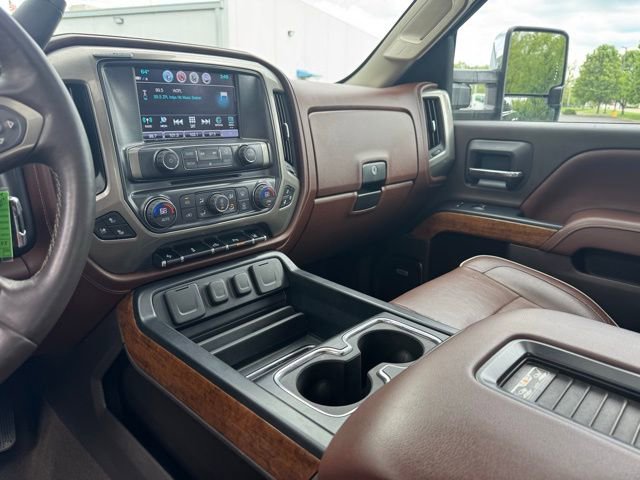 Used 2017 Chevrolet Silverado 2500 High Country AWD/4WD image 20