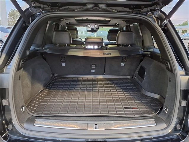 Used 2023 Jeep Grand Cherokee Overland w/ Advanced Protech Group III image 25