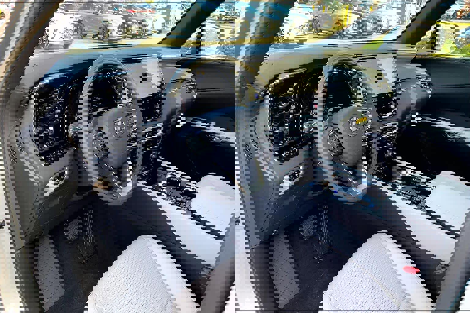 New 2026 Lexus RX 350 Premium Plus image 8