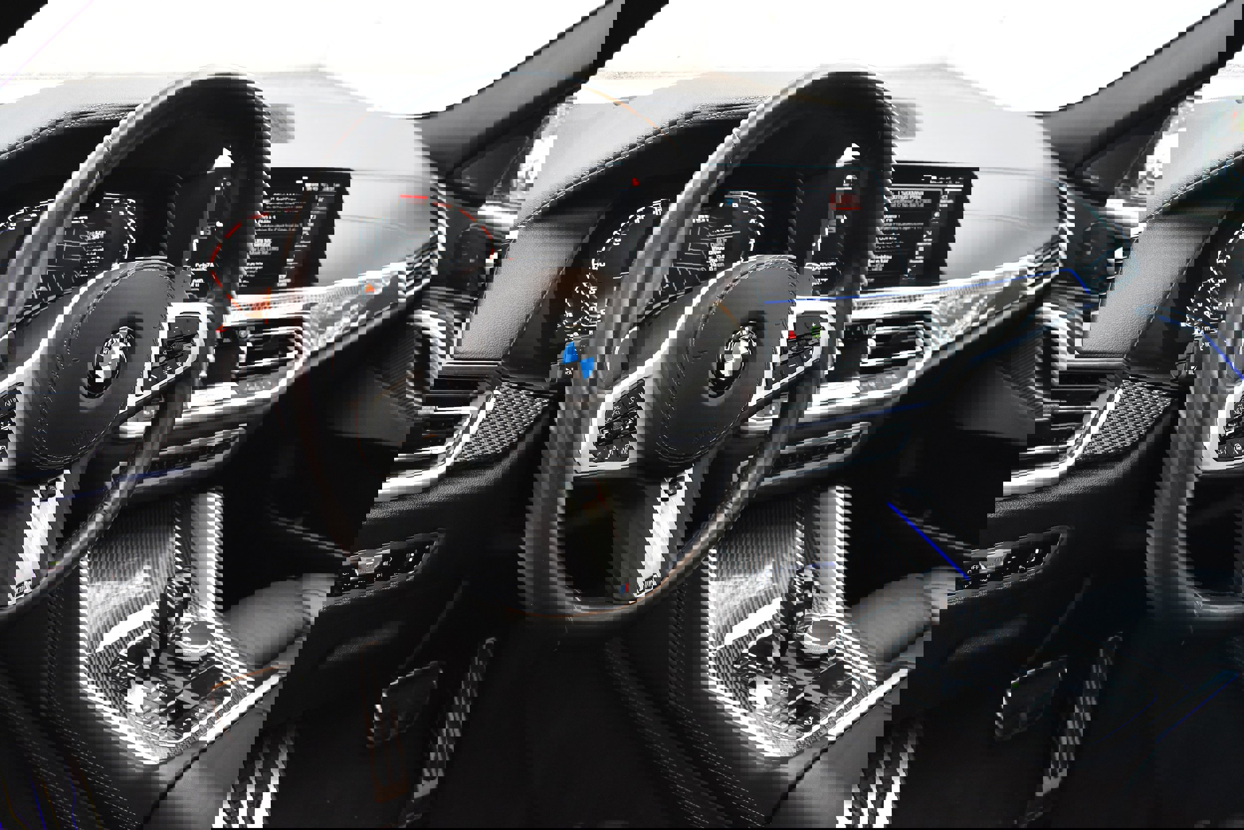 Used 2020 BMW X6 M50i w/ Executive Package image 19