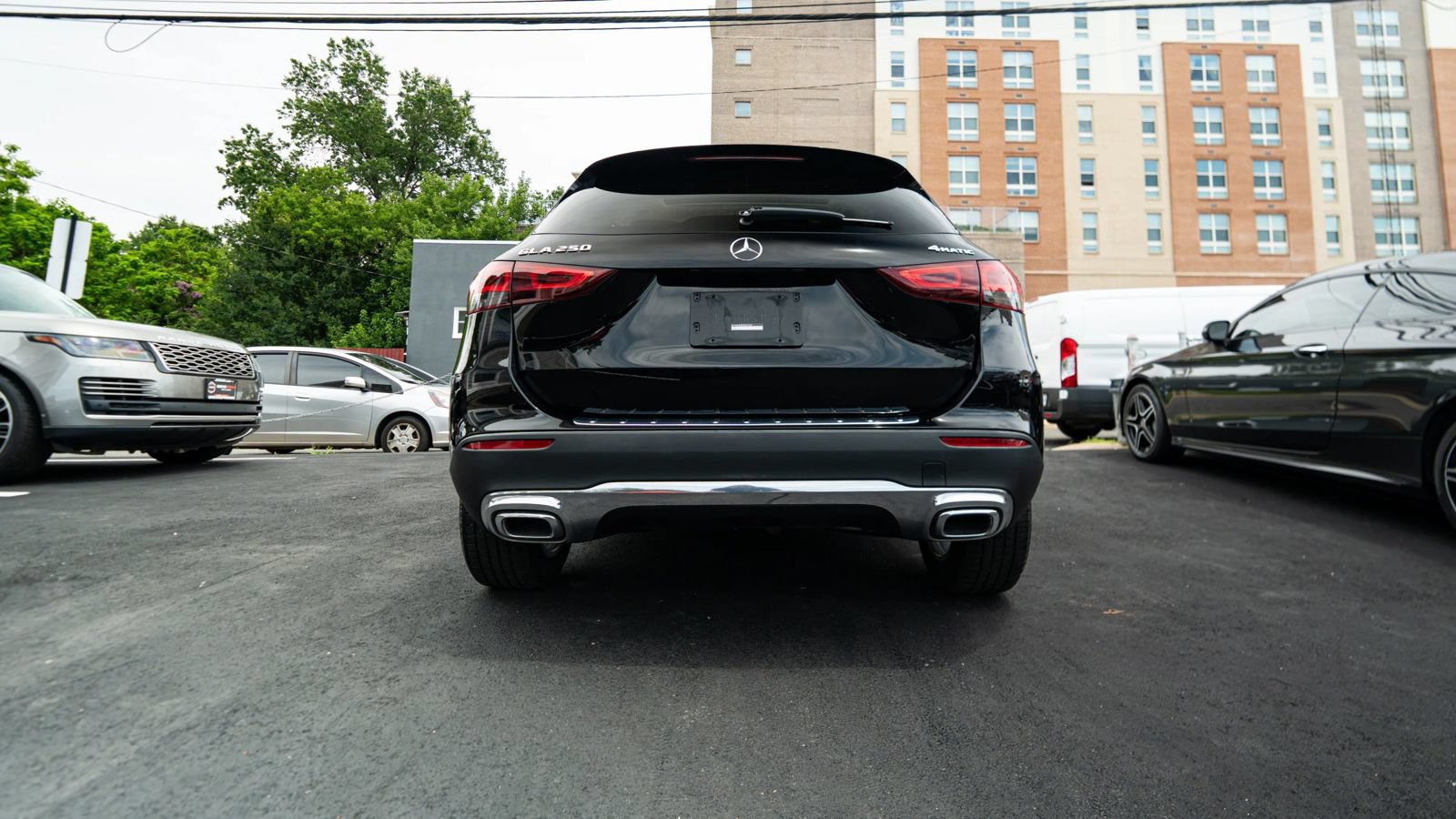 Used 2022 Mercedes-Benz GLA 250 4MATIC w/ Premium Package Lite image 5