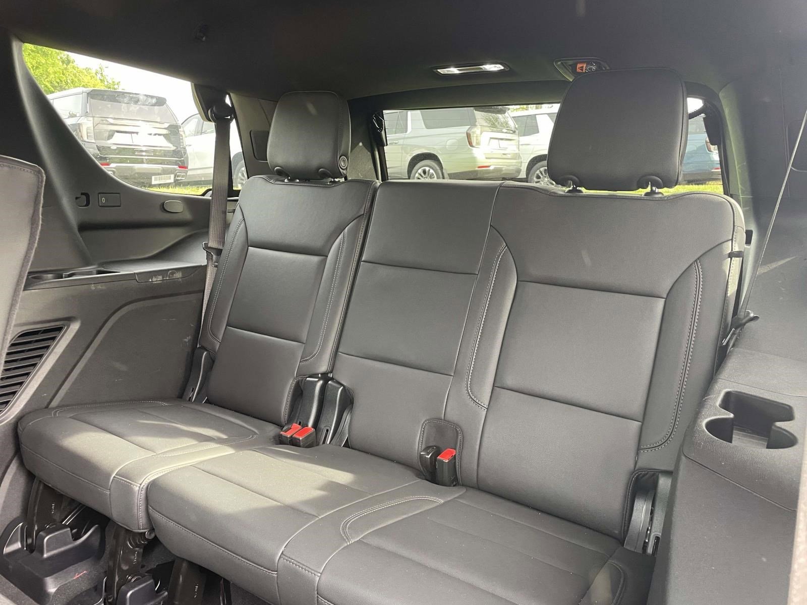Used 2025 Chevrolet Tahoe Z71 AWD/4WD image 22