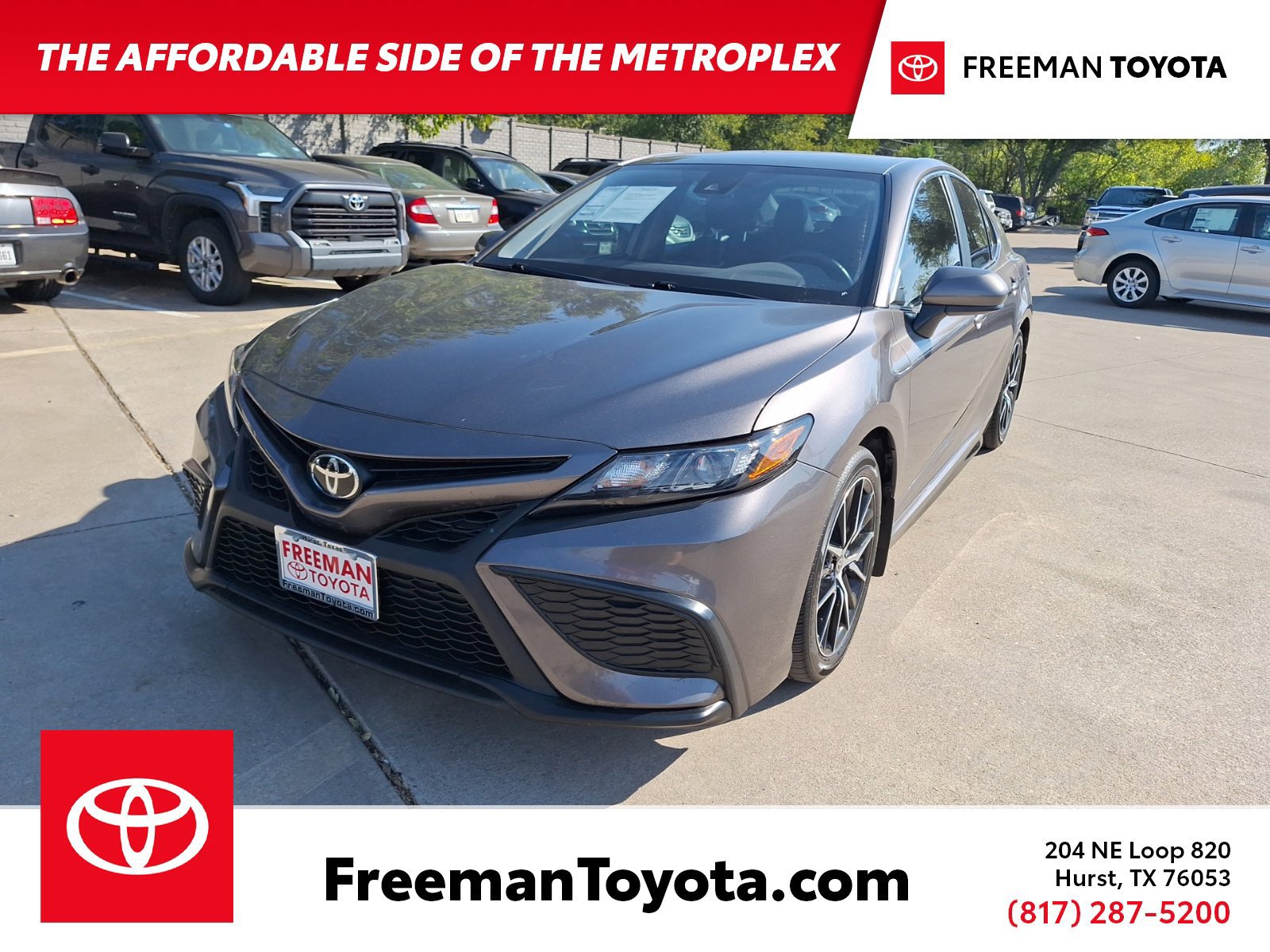 Used 2021 Toyota Camry SE FWD image 1