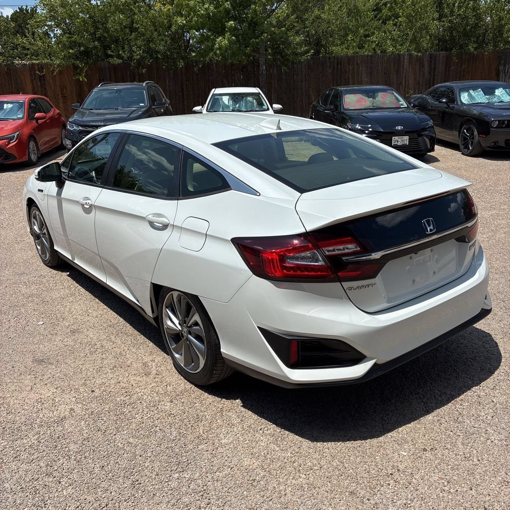 Used 2018 Honda Clarity Plug-In Hybrid image 2