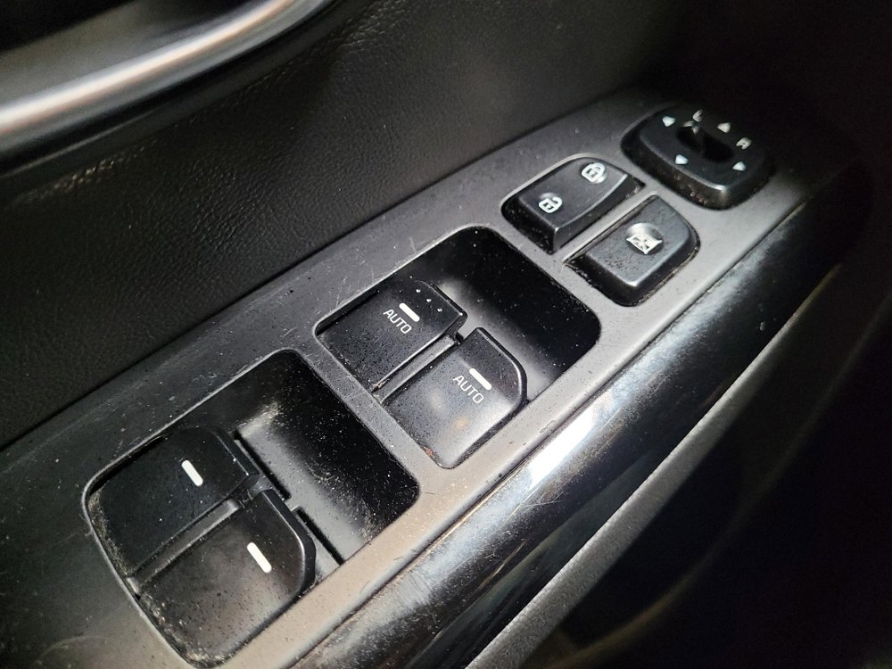 Used 2015 Kia Soul ! FWD image 27