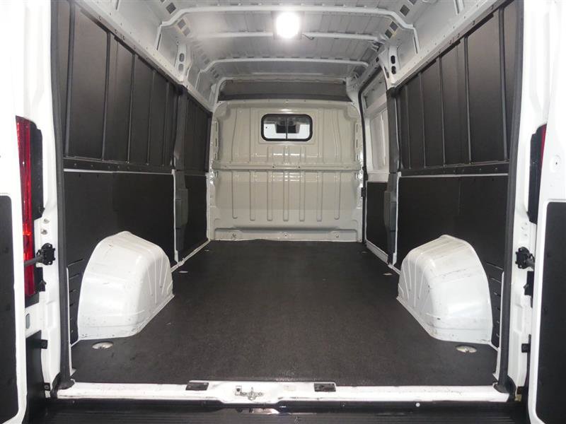 Used 2025 RAM ProMaster 2500 w/ Convenience Group FWD image 8