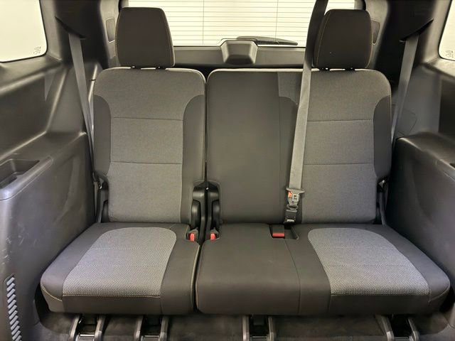 Used 2021 Chevrolet Traverse LT image 11