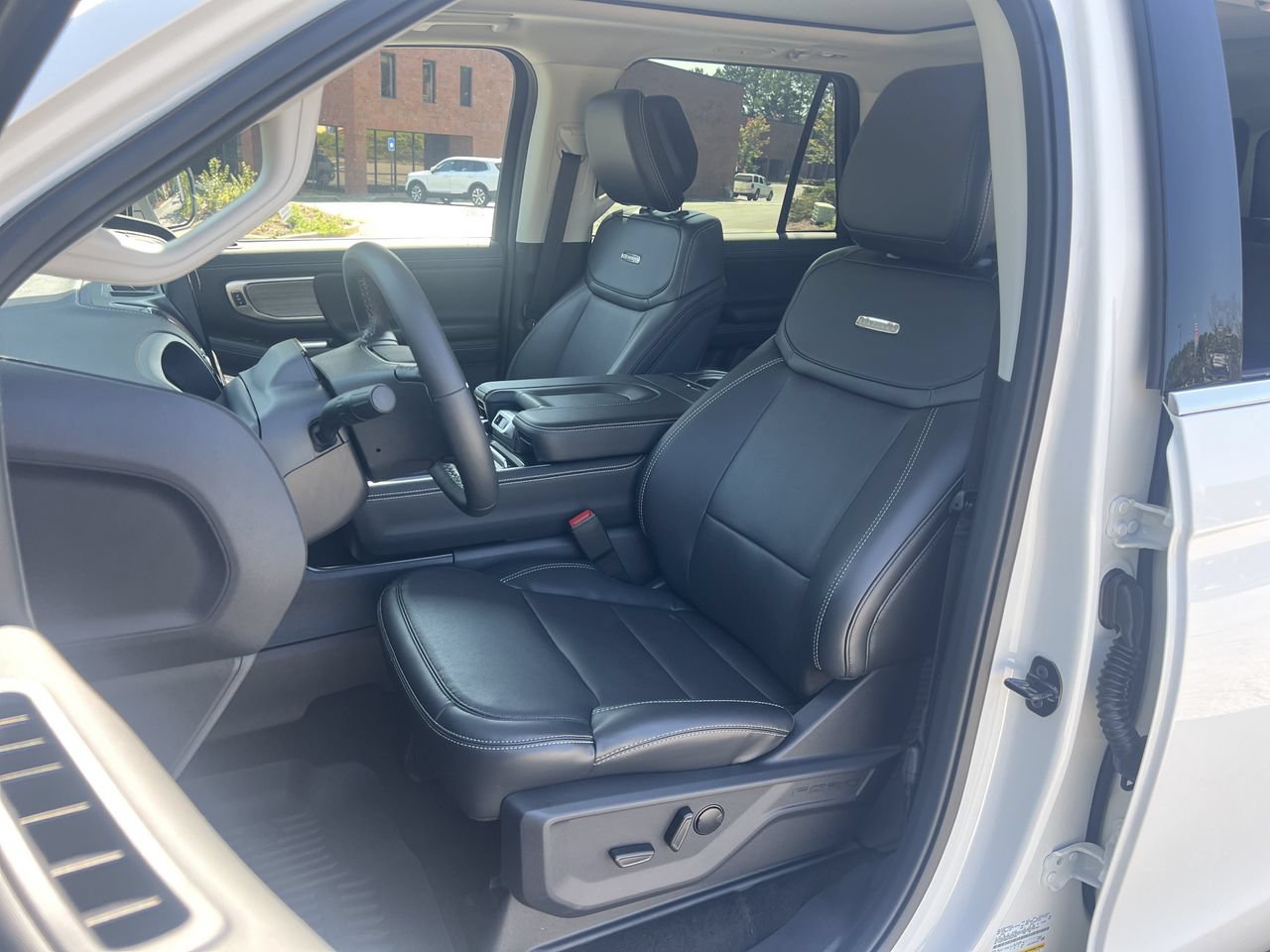 New 2027 Ford Expedition Max Platinum w/ Driver's Package AWD/4WD image 14