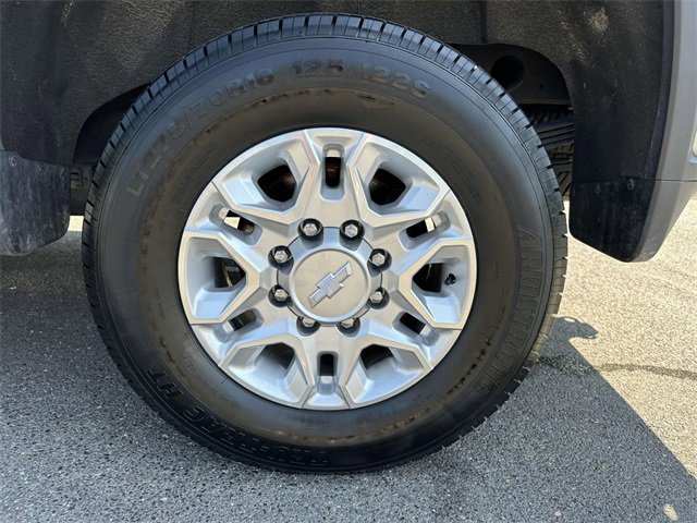 Used 2020 Chevrolet Silverado 2500 LTZ w/ Z71 Off-Road Package image 44