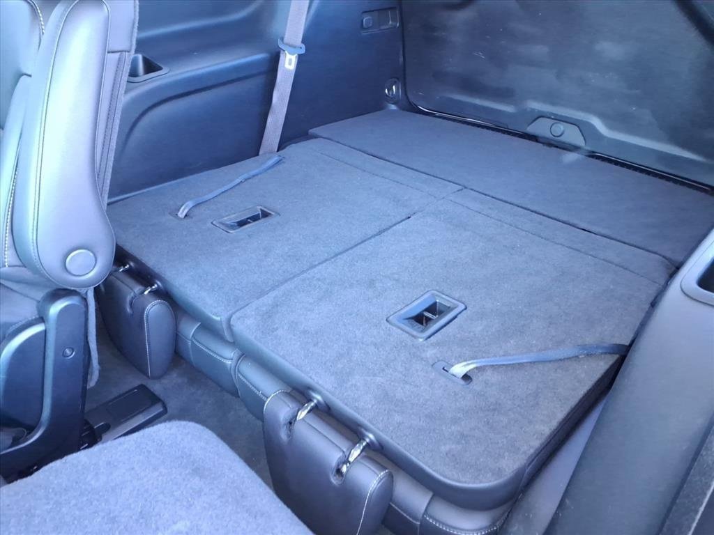 Certified 2023 GMC Acadia SLT w/ Preferred Package image 10