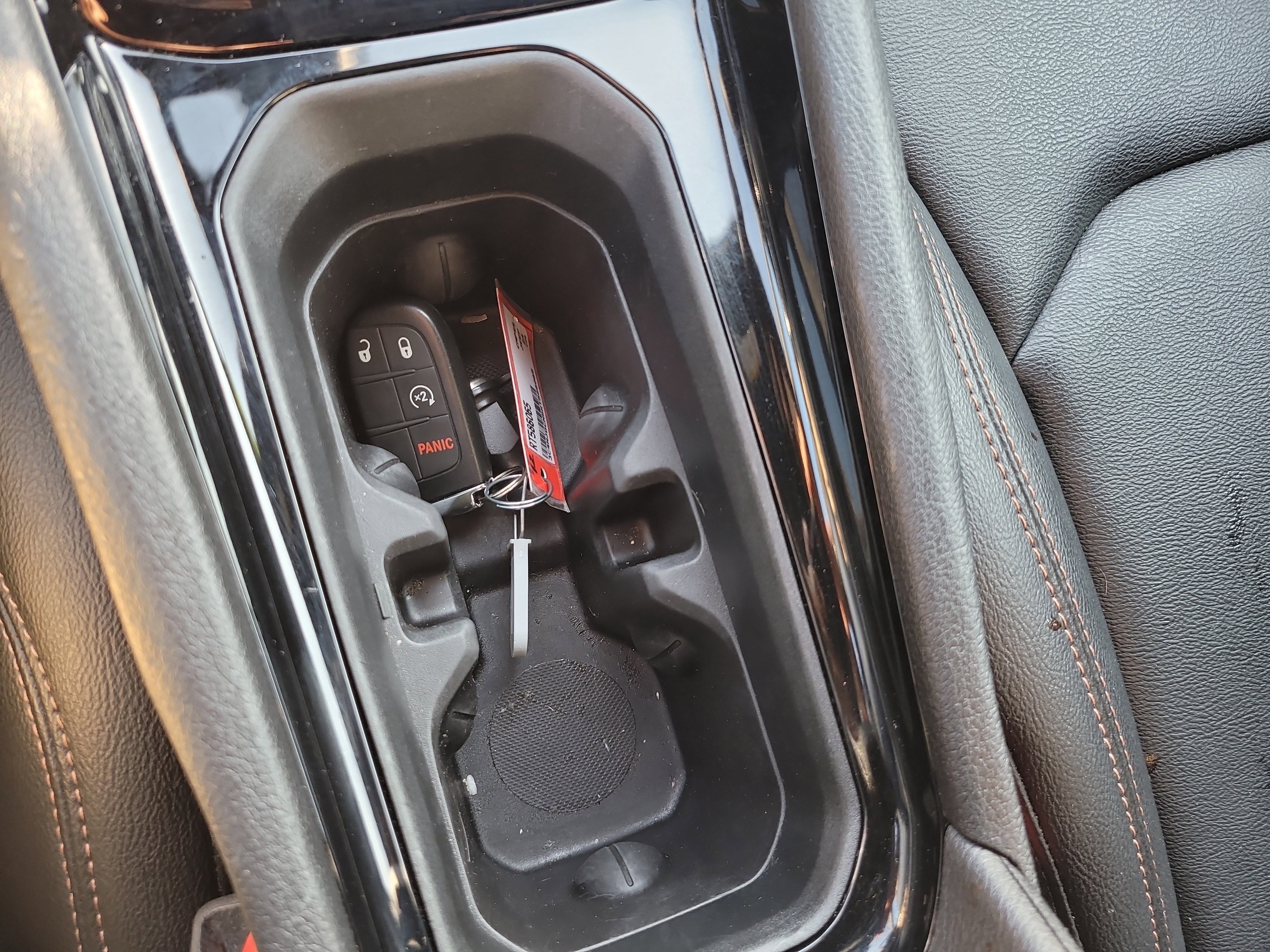 Used 2024 Jeep Compass Limited image 24