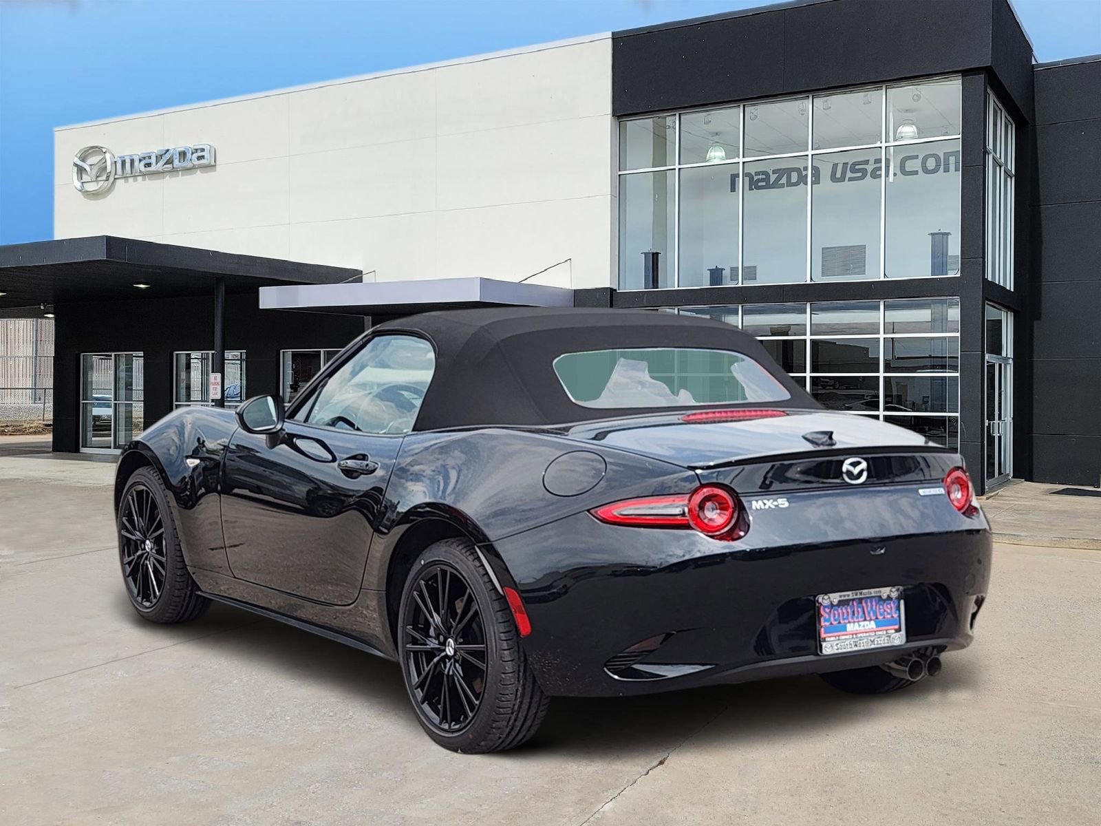 New 2026 MAZDA MX-5 Miata Club image 4