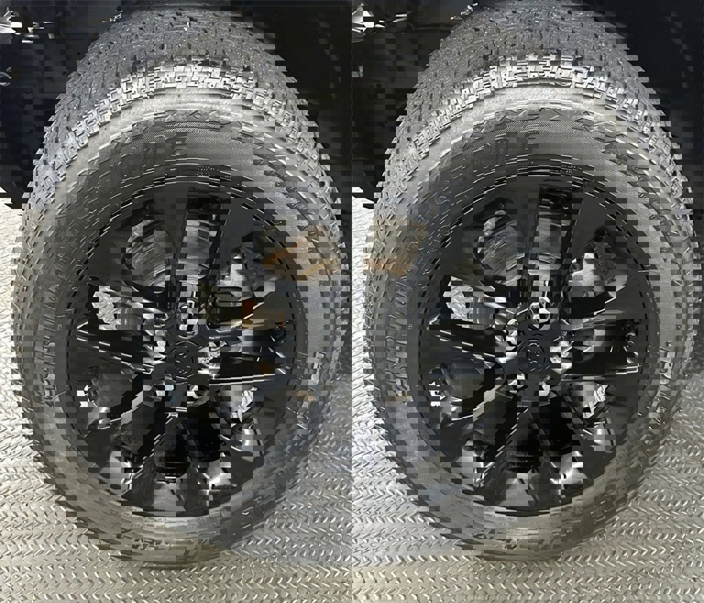 Used 2021 Jeep Wrangler Unlimited Sahara w/ Cold Weather Group image 13