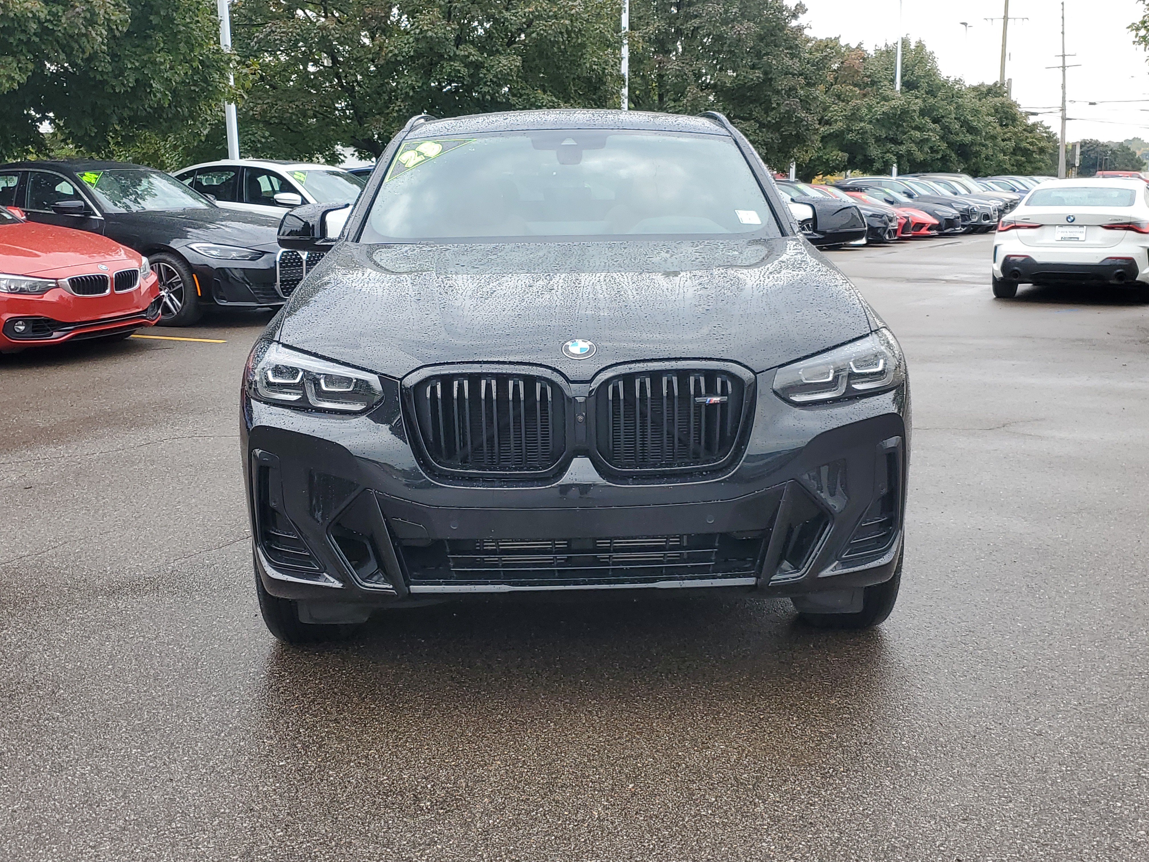 Certified 2025 BMW X4 M40i w/ Premium Package AWD/4WD image 8