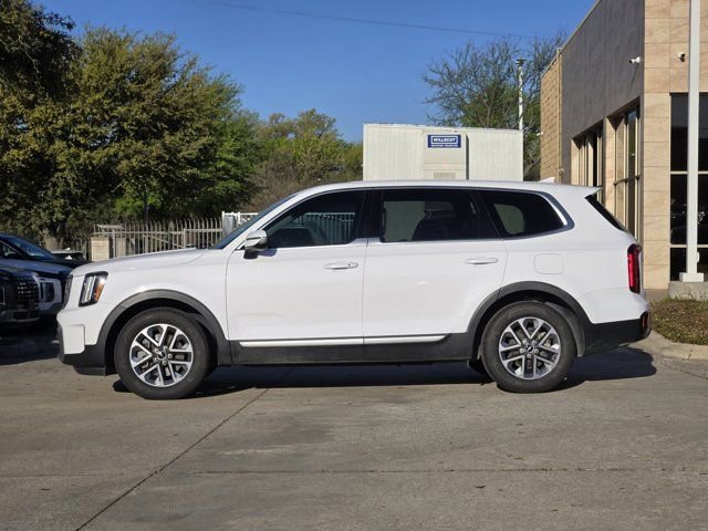 Certified 2023 Kia Telluride LX image 4
