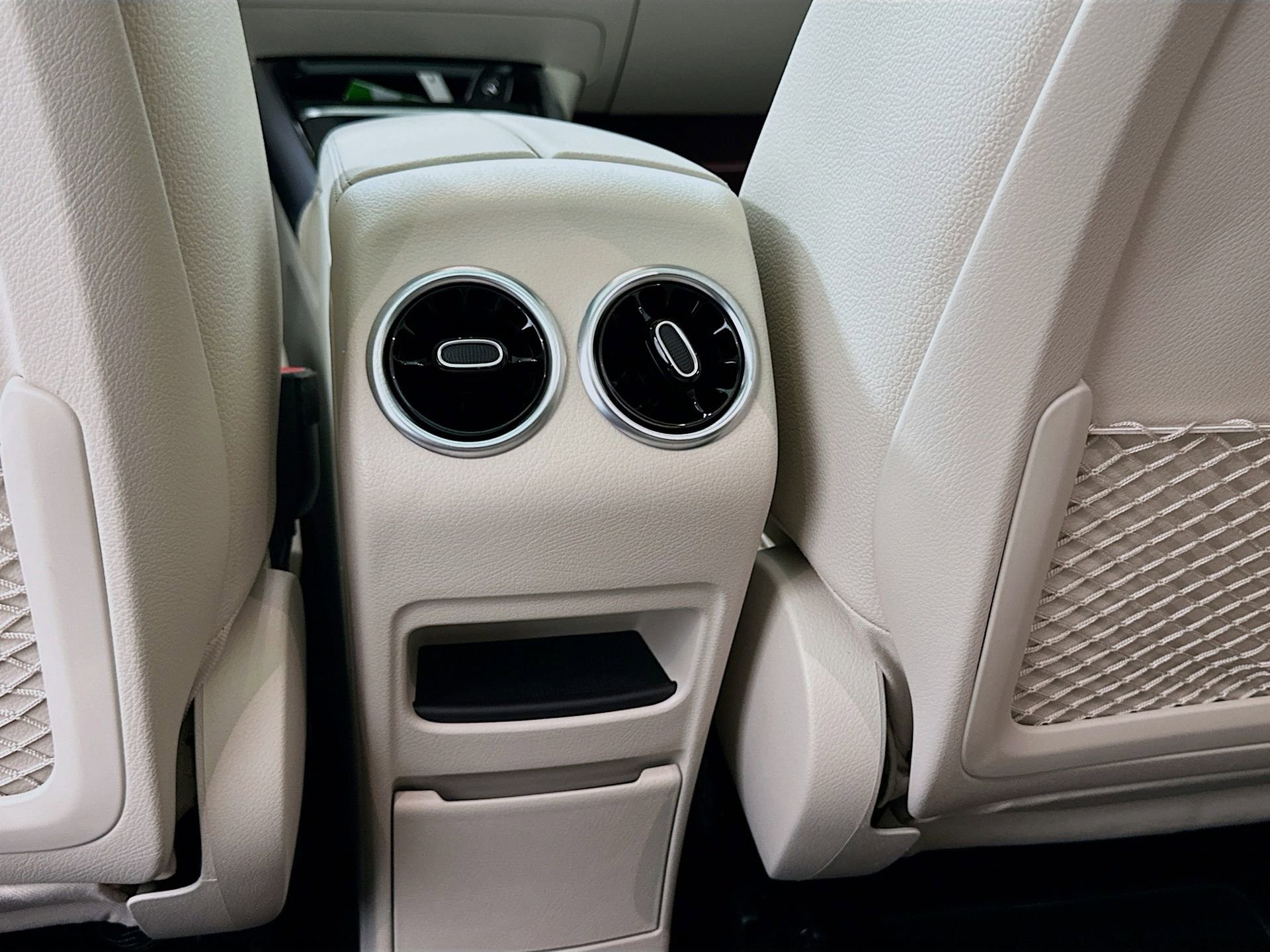 Certified 2025 Mercedes-Benz GLA 250 image 27