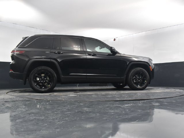 New 2026 Jeep Grand Cherokee Altitude AWD/4WD image 53