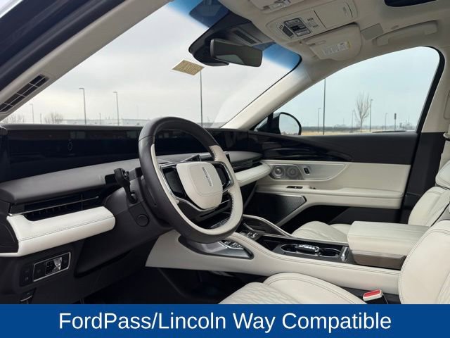 Used 2024 Lincoln Nautilus Black Label AWD/4WD image 8
