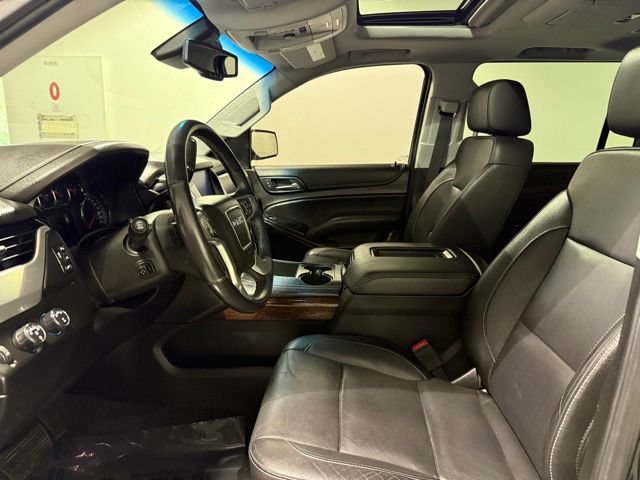 Certified 2020 GMC Yukon XL SLT w/ Premium Edition AWD/4WD image 16