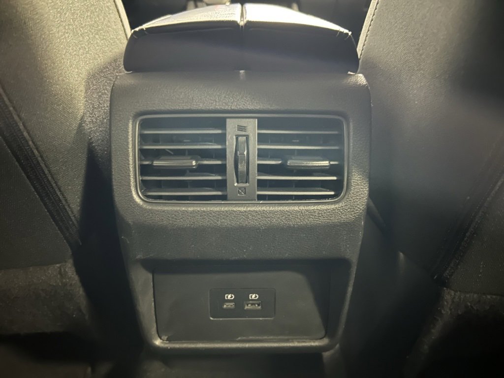 Used 2023 Nissan Rogue SV image 19