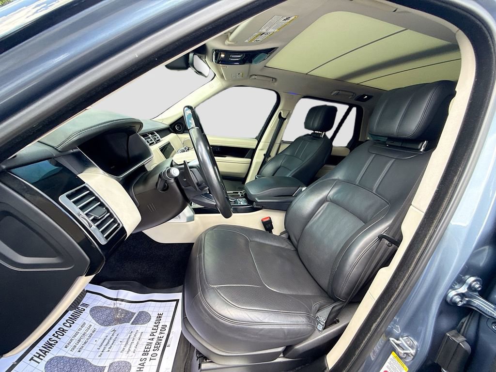 Used 2019 Land Rover Range Rover Supercharged AWD/4WD image 23
