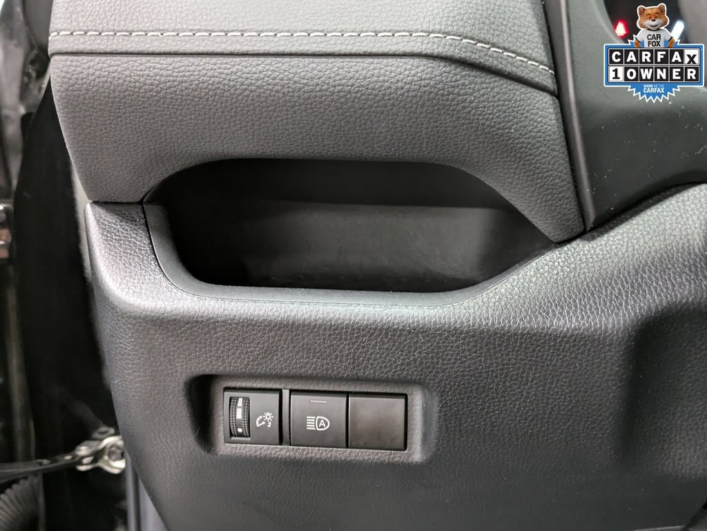Used 2023 Toyota RAV4 LE AWD/4WD image 21