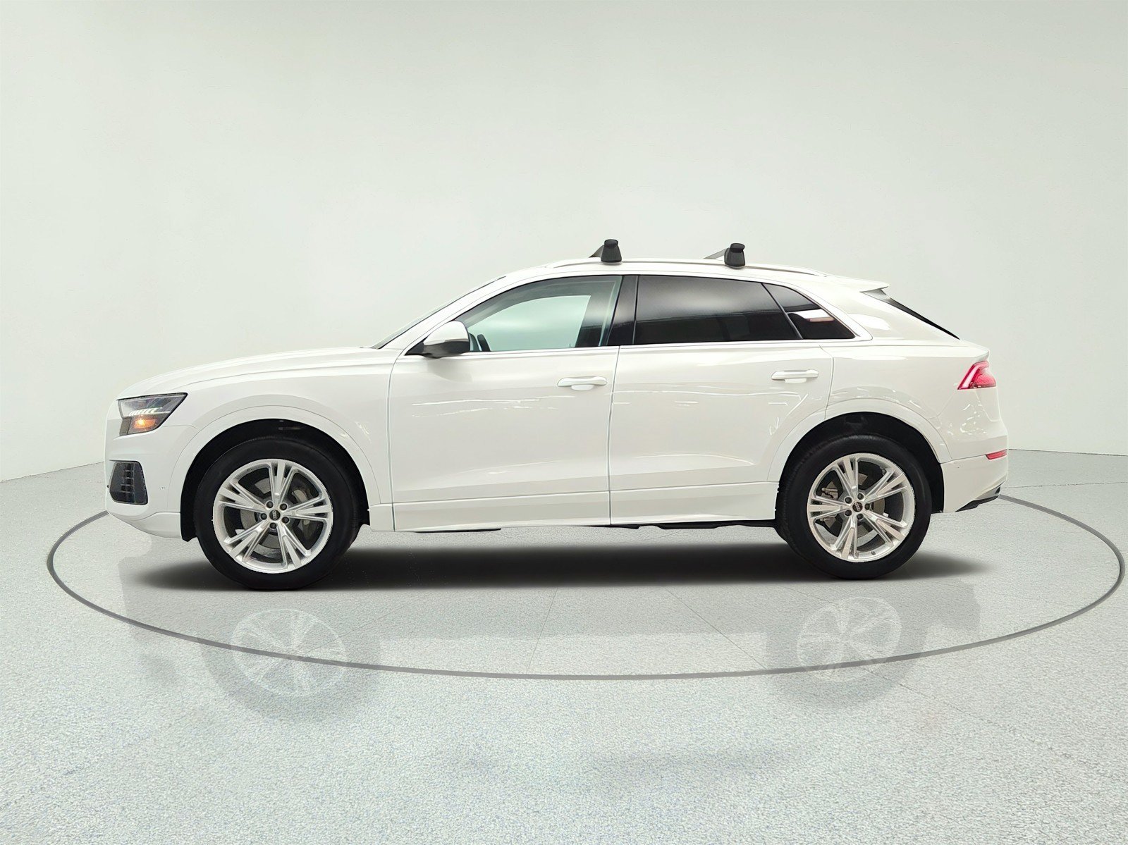 Used 2023 Audi Q8 Premium w/ Convenience Package AWD/4WD image 8