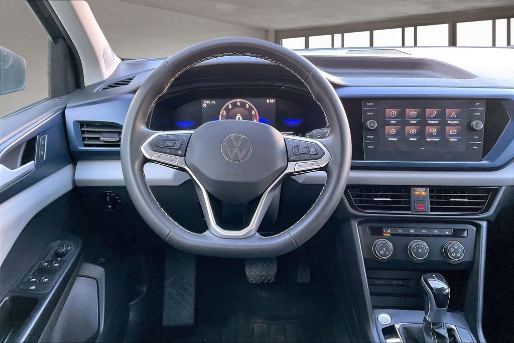 Used 2022 Volkswagen Taos SE image 8