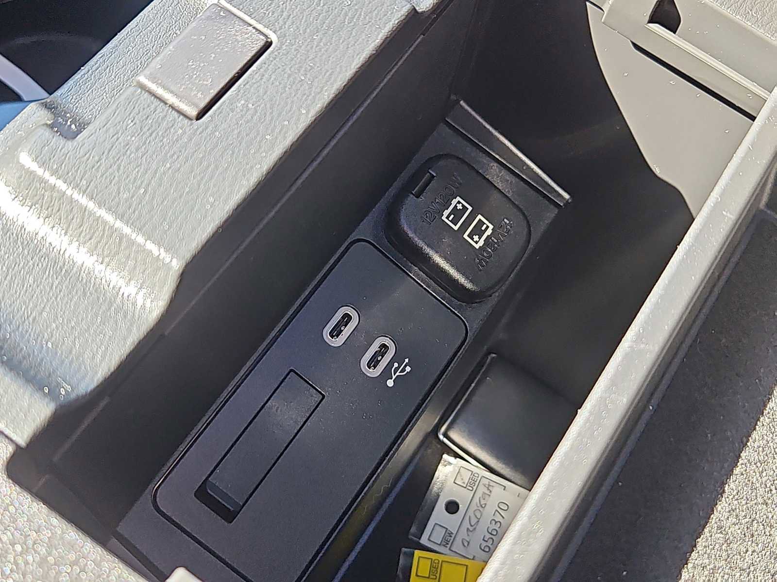 Used 2024 MAZDA CX-5 Signature image 17