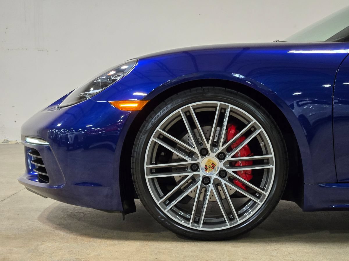 Used 2021 Porsche 718 Cayman S RWD image 18