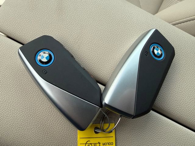 Used 2023 BMW iX xDrive50 w/ Ultimate Package 2 image 32