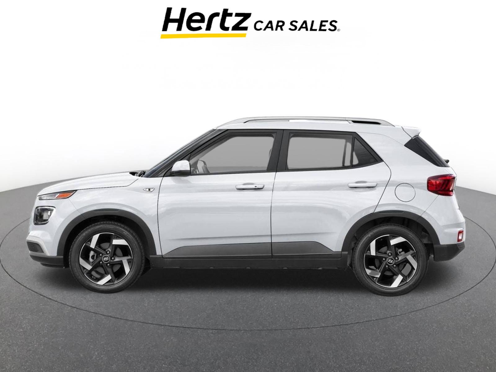 Used 2026 Hyundai Venue SEL FWD image 3
