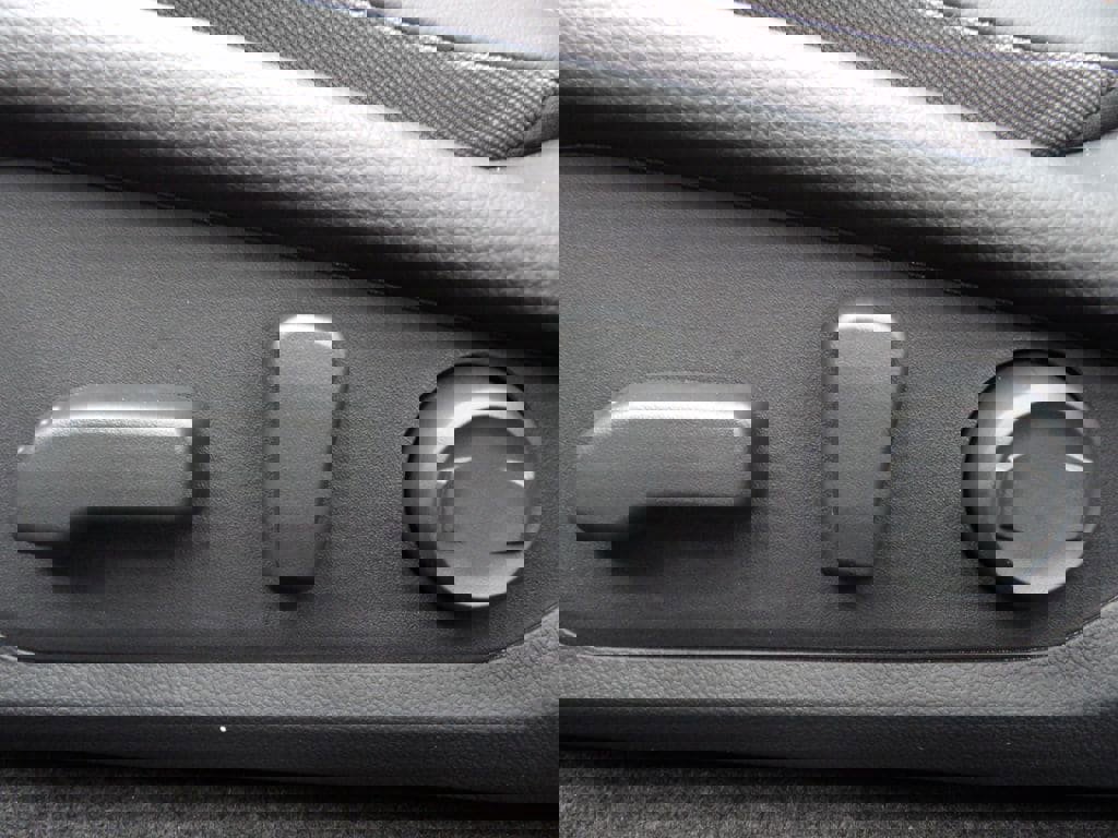 Used 2026 Subaru Crosstrek 2.5i Limited w/ Popular Package #3A image 15