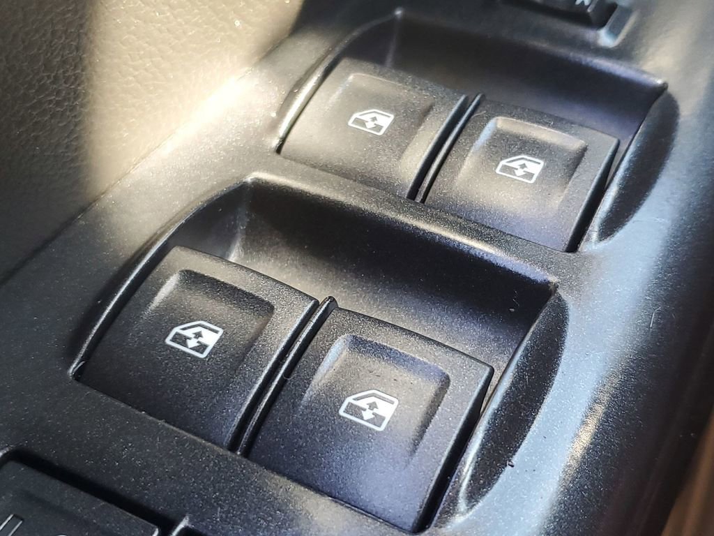 Used 2017 GMC Canyon SLE w/ SLE Convenience Package image 33