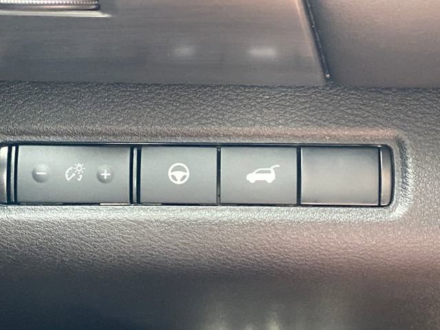 Certified 2025 Nissan Pathfinder SL AWD/4WD image 15