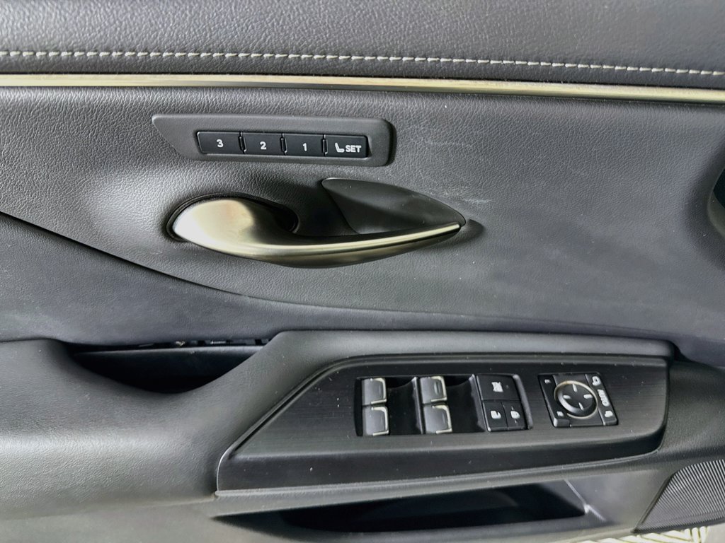 Used 2021 Lexus ES 350 w/ Premium Package FWD image 23