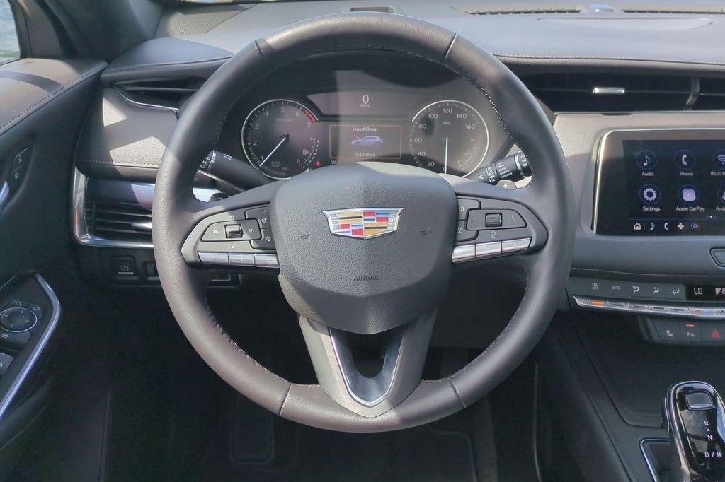 Certified 2023 Cadillac XT4 Luxury w/ Cold Weather Package image 23