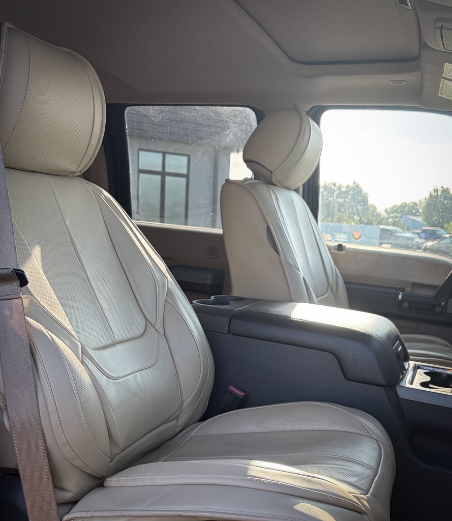Used 2013 Ford F350 Lariat w/ Lariat Ultimate Pkg AWD/4WD image 26