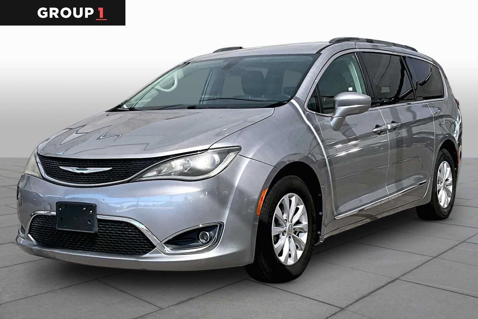 Used 2017 Chrysler Pacifica Touring-L