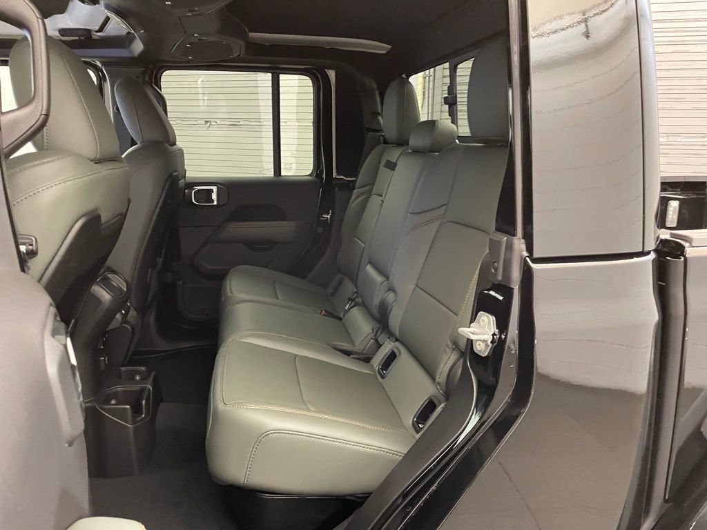 New 2026 Jeep Gladiator Mojave AWD/4WD image 16