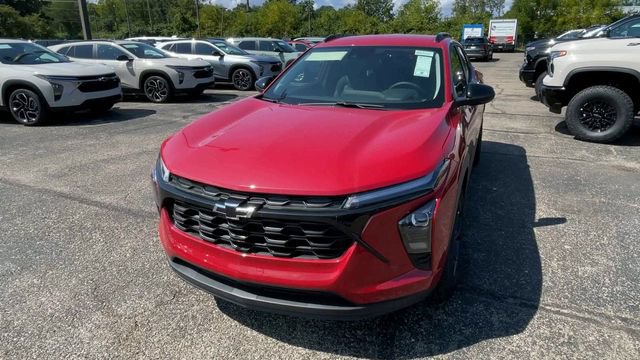 New 2026 Chevrolet Trax LT w/ Driver Confidence Package FWD image 5