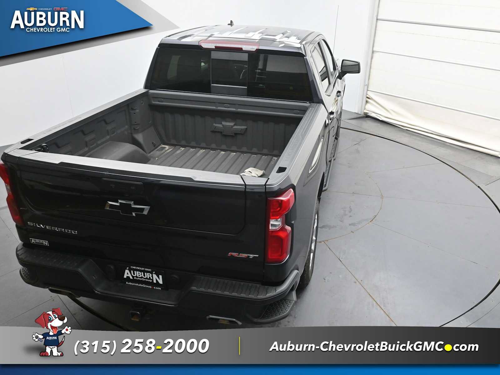 Used 2024 Chevrolet Silverado 1500 RST AWD/4WD image 31