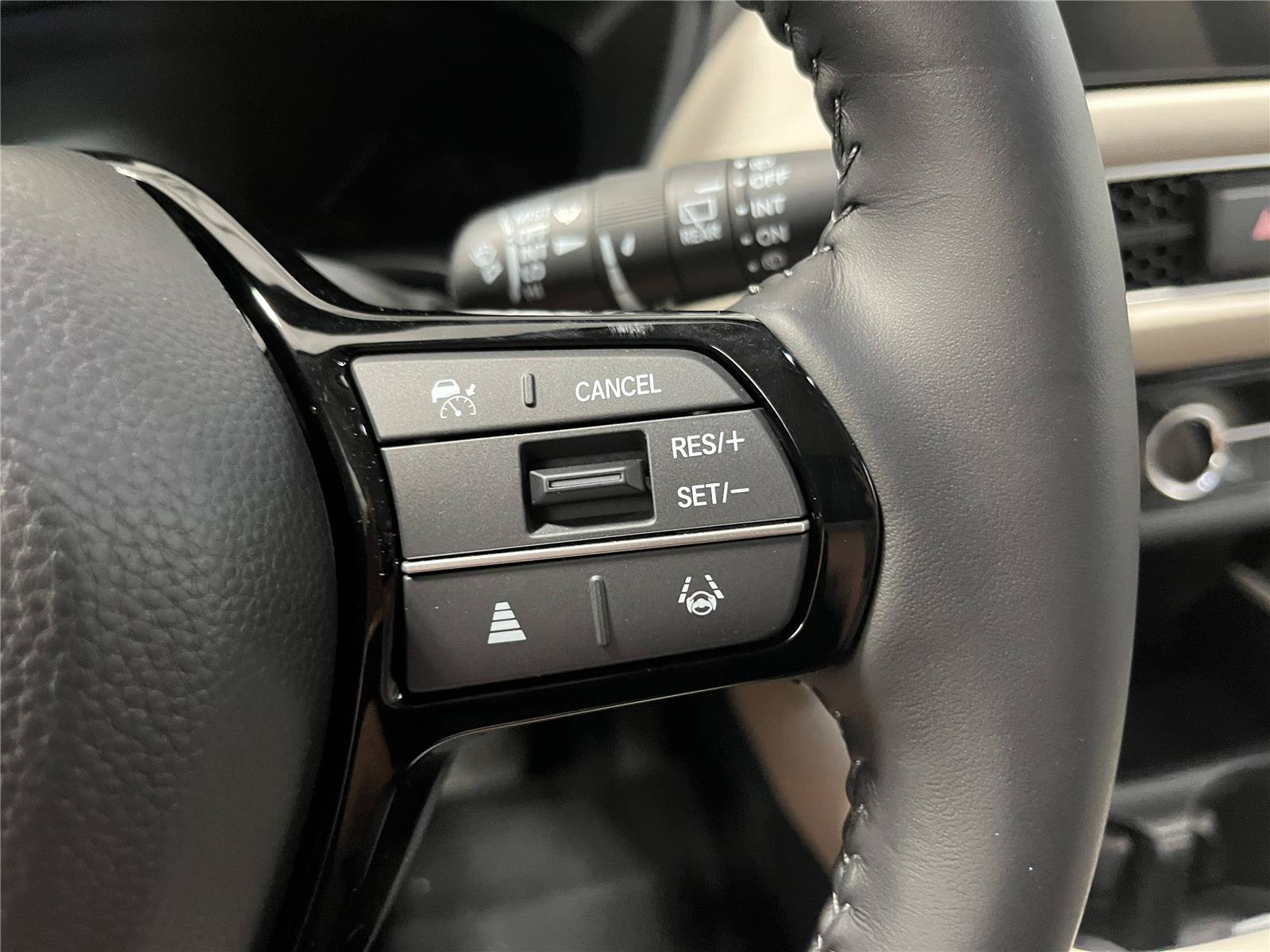 New 2027 Honda HR-V EX-L image 18