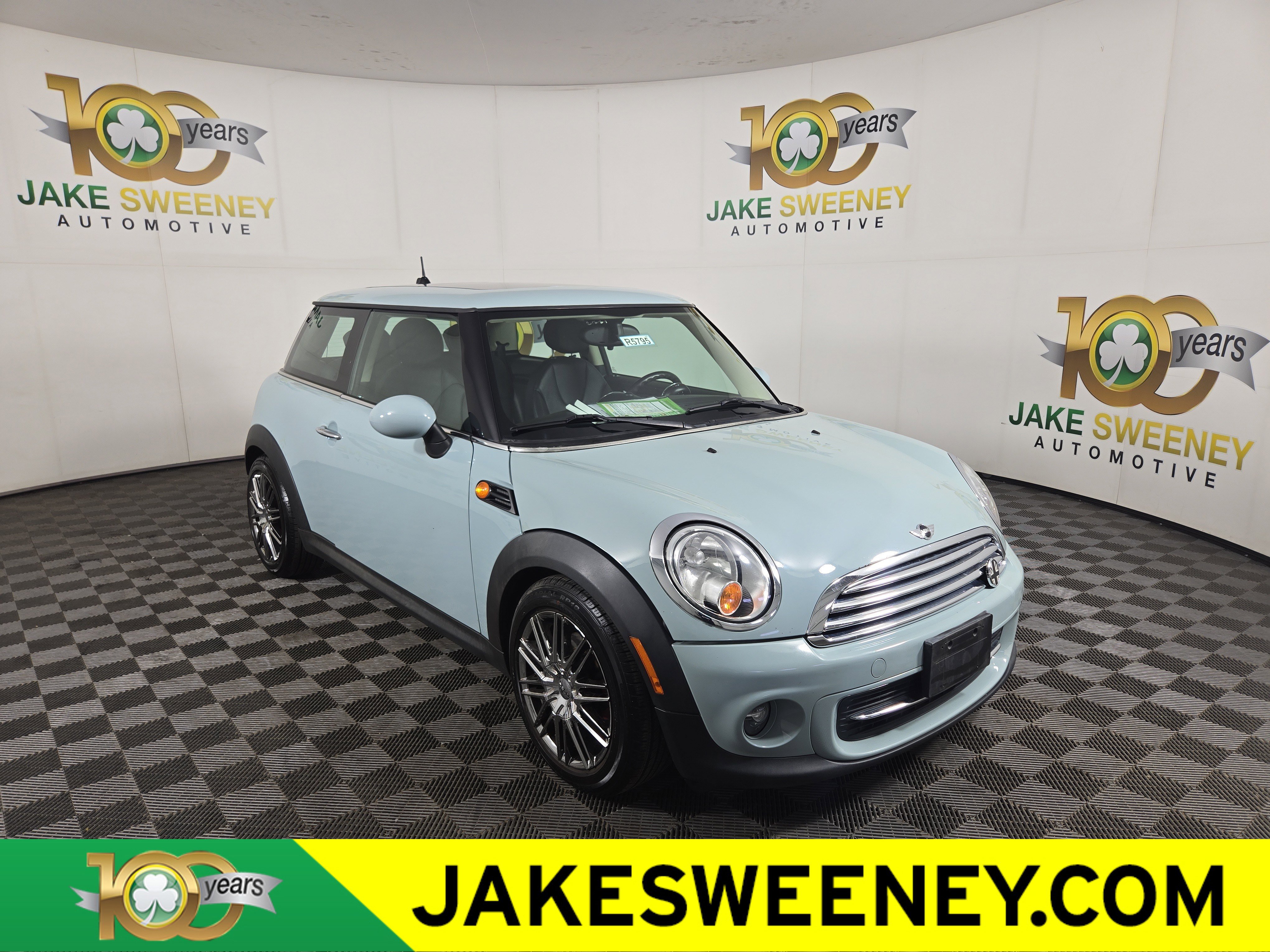 Used 2012 MINI Cooper Hardtop FWD image 1