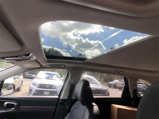 New 2026 Kia Sorento S image 21