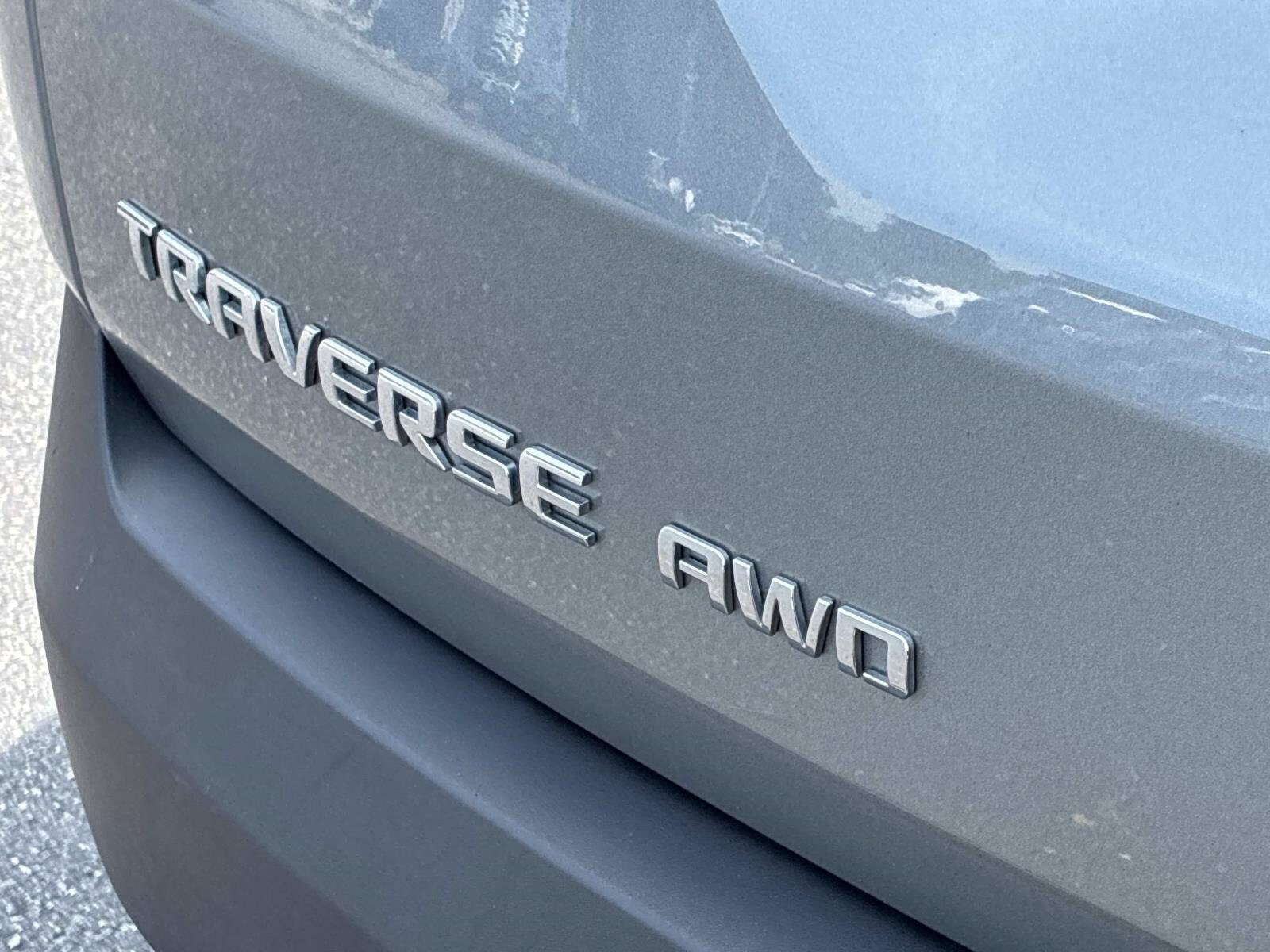 Used 2023 Chevrolet Traverse LT AWD/4WD image 12