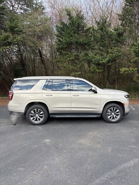 Used 2021 Chevrolet Tahoe LT w/ LT Signature Package image 5