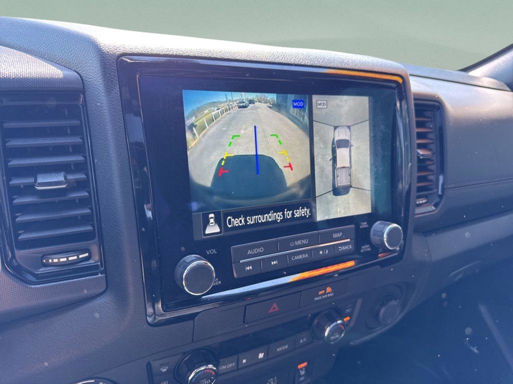 Used 2022 Nissan Frontier PRO-4X w/ Pro-4X Premium Package image 26