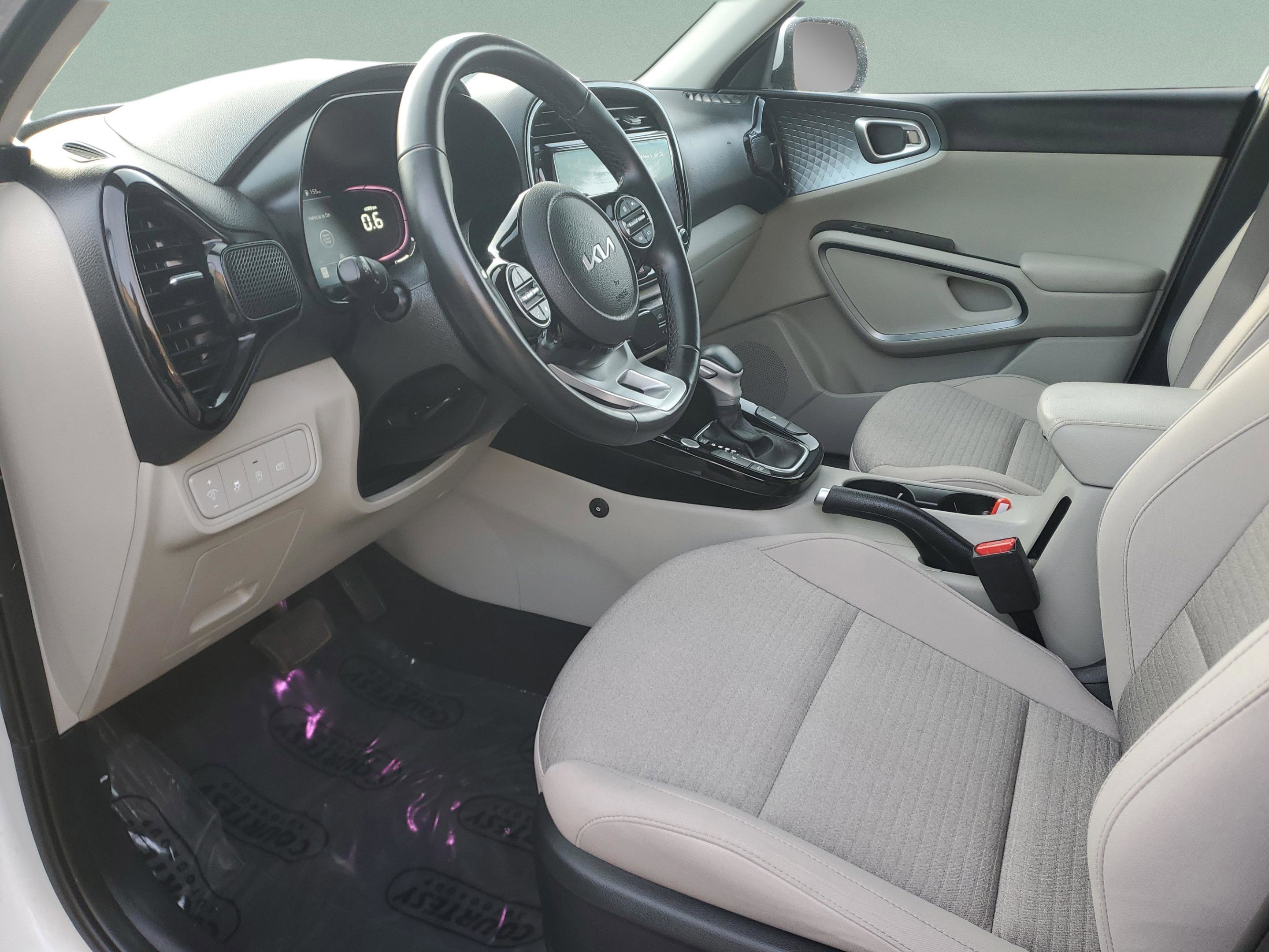 Certified 2023 Kia Soul EX image 19