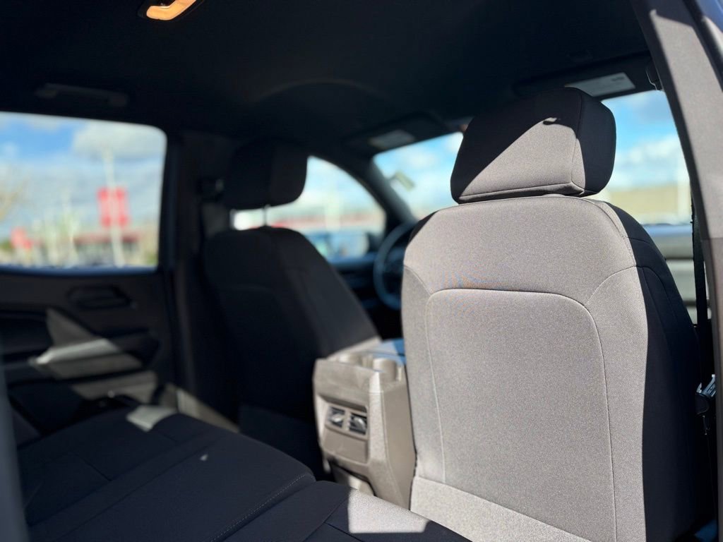 Used 2024 Chevrolet Colorado Trail Boss w/ Advanced Trailering Package image 18